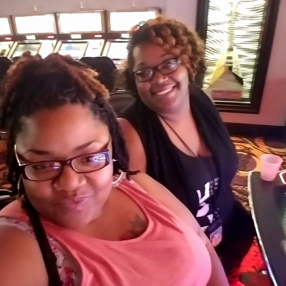 Meet your Posher, Malena